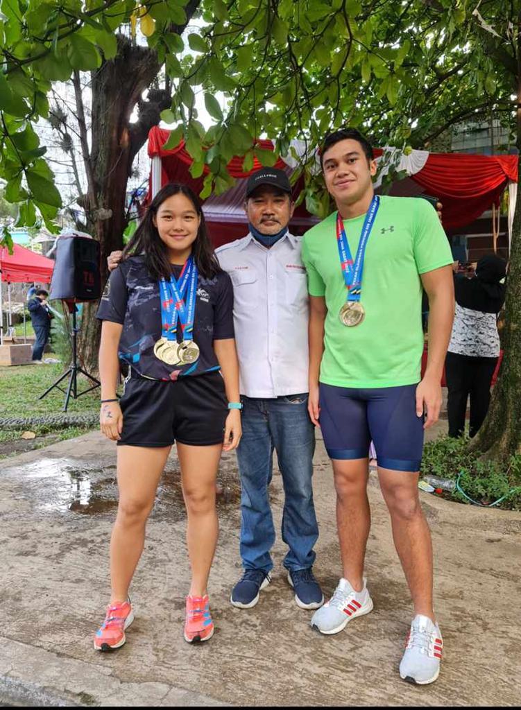 Atlet Modern Pentathlon Kota Bekasi Samuel (kanan) dan Caroline (kiri)