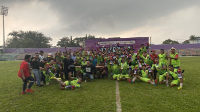 Tim Sepak Bola Kota Bekasi sukses menjadi juara umum di Porprov Jabar XIV Tahun 2022 yang terselenggara di Stadion Galuh, Kabupaten Ciamis, Rabu (16/11/2022). Foto: Gobekasi.id