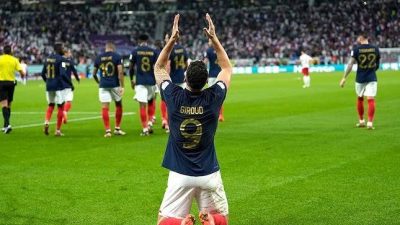 Selebrasi Olivier Giroud usai cetak gol untuk Prancis di Piala Dunia 2022 (c) AP Photo/Ebrahim Noroozi
