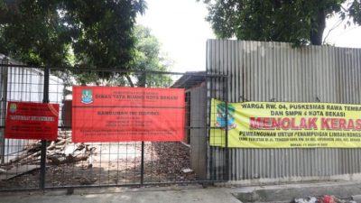 Lokasi yang dijadiakan sebagai penampungan limbah di Jalan Tenggiri, Kayringin Jaya, Bekasi Selatan