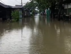 6.436 Warga Kabupaten Bekasi Mengungsi Akibat Banjir