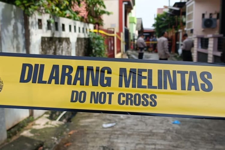 Garis Polisi kasus pembunuhan dua perempuan di Bekasi Utara. Foto: Istimewa