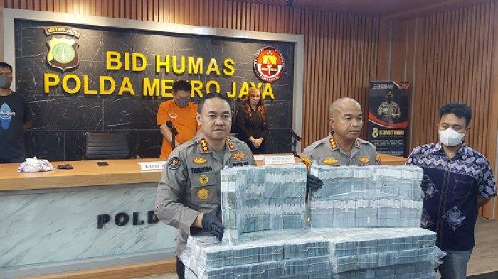 Barang bukti dollar Palsu. Foto: Istimewa