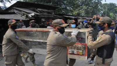 Puluhan Bangunan Liar di Kabupaten Bekasi Ditertibkan Satpol PP