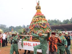 Lestarikan Budaya di Bantargebang Melalui Jempol Abang, Tri Adhianto Ajak Pertahankan Budaya