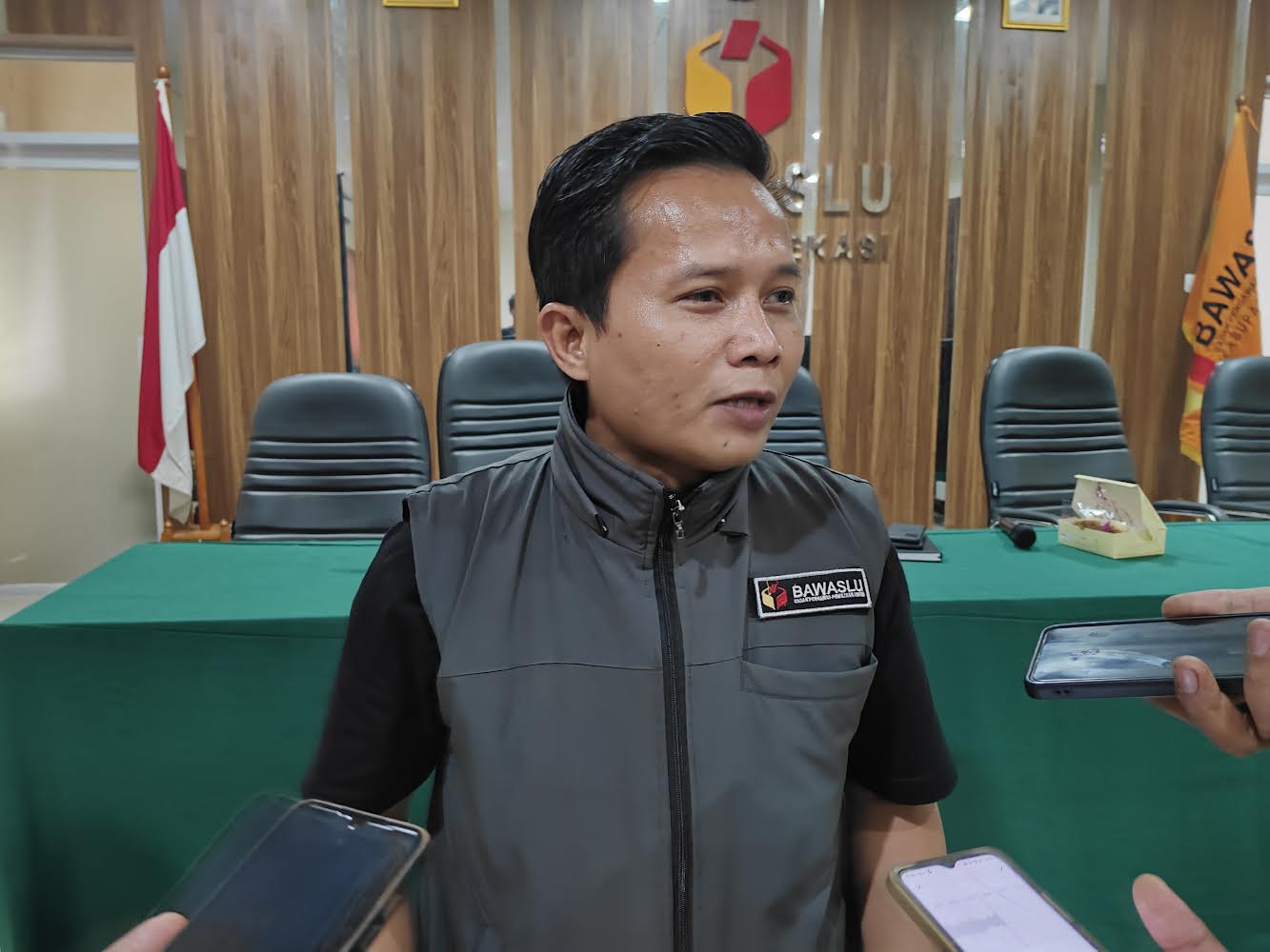 Ketua Badan Pengawas Pemilihan Umum (Bawaslu) Kabupaten Bekasi Akbar Khadafi