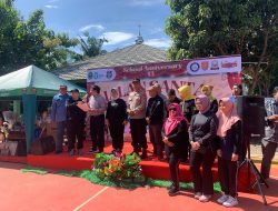 HUT ke-13, SMAN 17 Kota Bekasi Gelar Jalan Santai