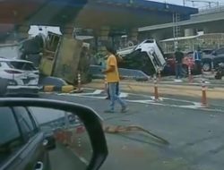 Ngeri! Kecelakaan Beruntun di GT Tol Halim, Gegara Truk Ugal – ugalan