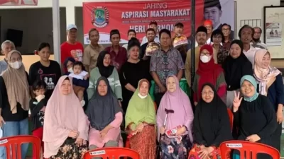 Reses DPRD Kota Bekasi Heri Purnomo di Pondok melati. Foto: Ist