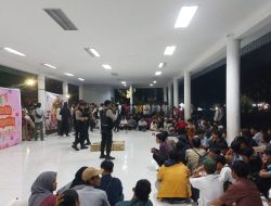 Polisi Bubarkan Rombongan 200 Remaja yang SOTR, Petasan dan Bendera Ikut Ditemukan