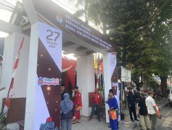 Jelang Pendaftaran, Simpatisan Tri Adhianto – Harris Padati Kantor KPU Kota Bekasi