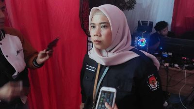 Ketua Divisi Teknis Penyelenggaraan Pemilu KPU Kota Bekasi, Eli Ratnasari