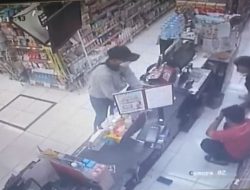 Rampok Satroni Minimarket di Setu Bekasi, Kuras Uang Belasan Juta dan Rokok