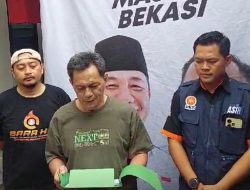 Turunkan APK Paslon Heri – Sholihin, Pria di Bekasi Timur Minta Maaf