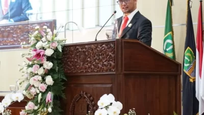 Ketua DPRD Kabupaten Bekasi Ade Sukron