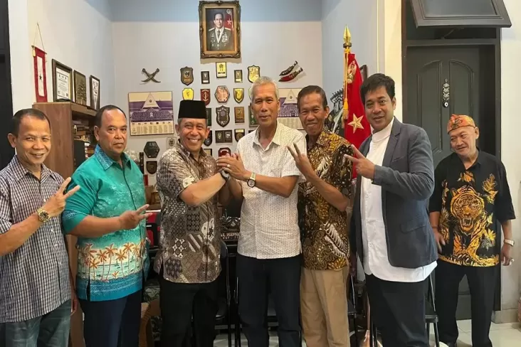 Purnawirawan Jendral TNI dukung Uu - Nurul di Pilkada Bekasi 2024