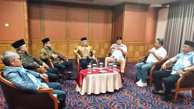 Calon Wali Kota Bekasi, Tri Adhianto, melakukan silaturahmi dengan pengurus Lembaga Dakwah Islam Indonesia (LDII) Kota Bekasi. Foto: Ist
