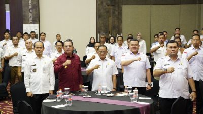 Penjabat Wali Kota Bekasi, Gani Muhamad dan unsur-unsur atau stakeholder penegak terkait lainnya hadir dalam rapat tersebut yang bertujuan untuk memperkuat pengawasan bagi WNA. Foto: Ist