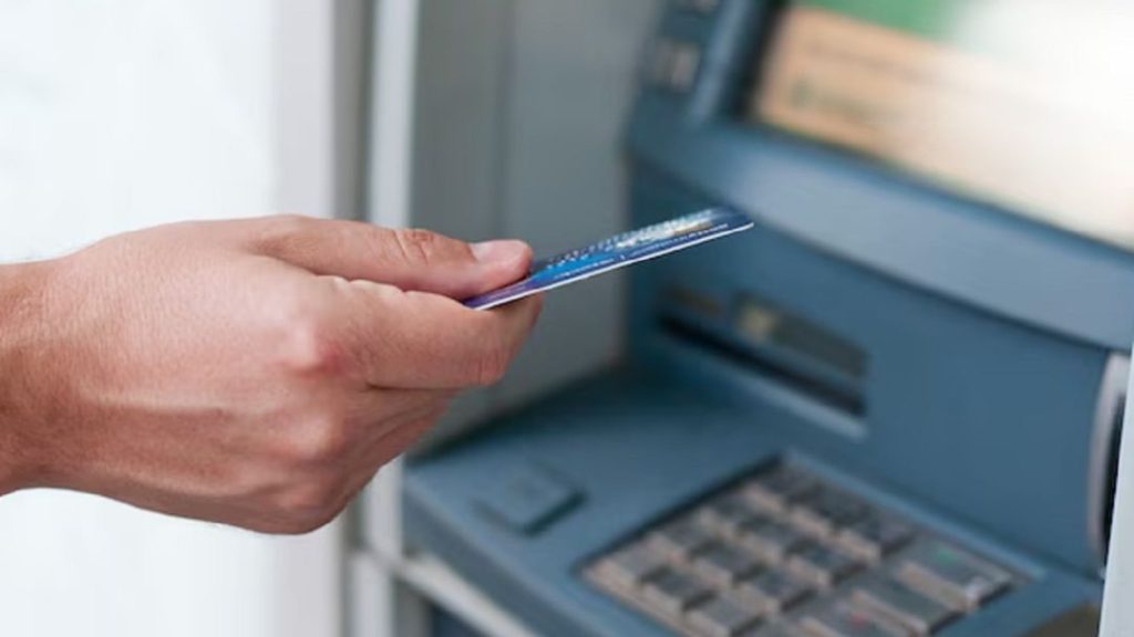 Ilustrasi ganjal ATM