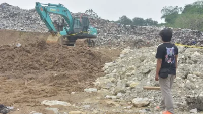 Lokasi TPS Ilegal di Lippo Ciakrang digaris polisi