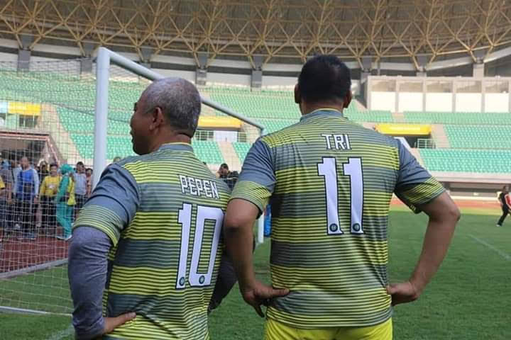 Wali Kota Bekasi Rahamat Effendi alias Pepen dan Wakil Wali Kota Bekasi Tri Adhianto. Foto: Doc