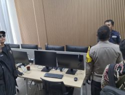Kantor Satelit Judi Online Milik Pegawai Komodigi di Bekasi Digeledah