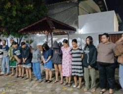 Petugas Gabungan Gerebek Kontrakan di Desa Ciantra Bekasi, Diduga Jadi Tempat Prostitusi