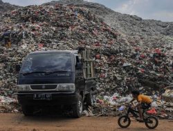Menteri Lingkungan Hidup Desak Penutupan TPA Burangkeng Bekasi Karena Pencemaran Lingkungan