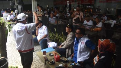 Calon Wali Kota Bekasi Heri Koswara mengadiri deklarasi Organda yang diberikan kepadanya. Foto: Ist