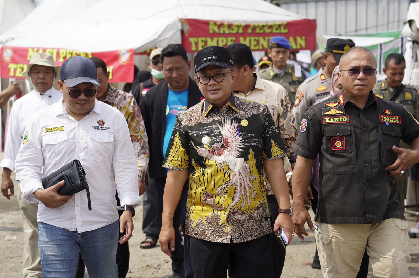 Pj Wali Kota Bekasi Raden Gani Muhamad saat membuka Pekan Raya Bekasi Selatan 2024. Foto: Ist
