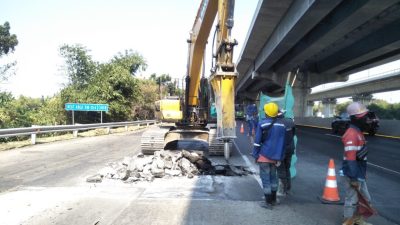 Hati-hati Ada Perbaikan dan Rekonstruksi di Ruas Jalan Tol Jakarta-Cikampek