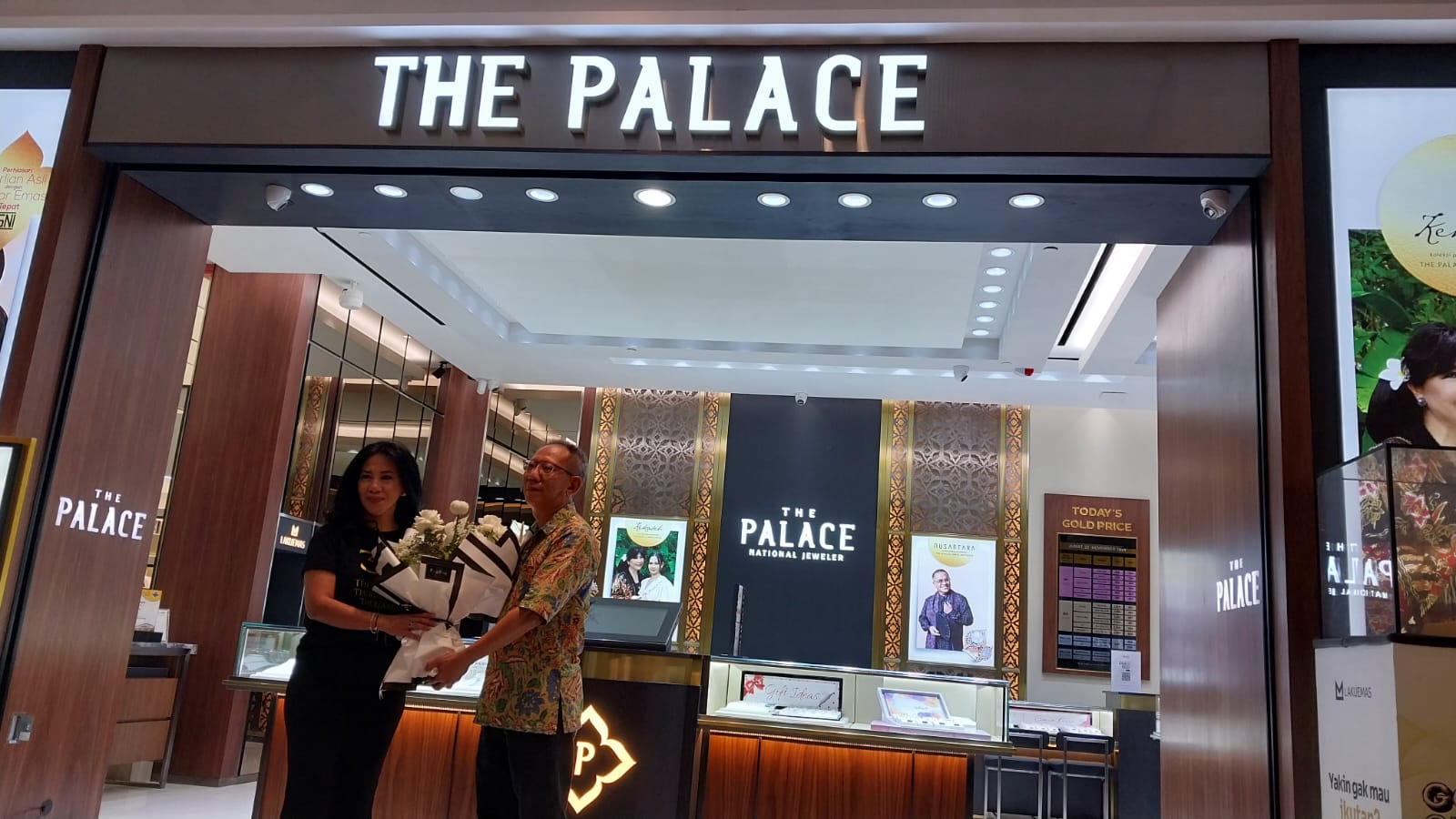 The Palace Jeweler Buka Gerai Terbaru di Pakuwon Mall Bekasi. Foto: Yessiana/Gobekasi.id