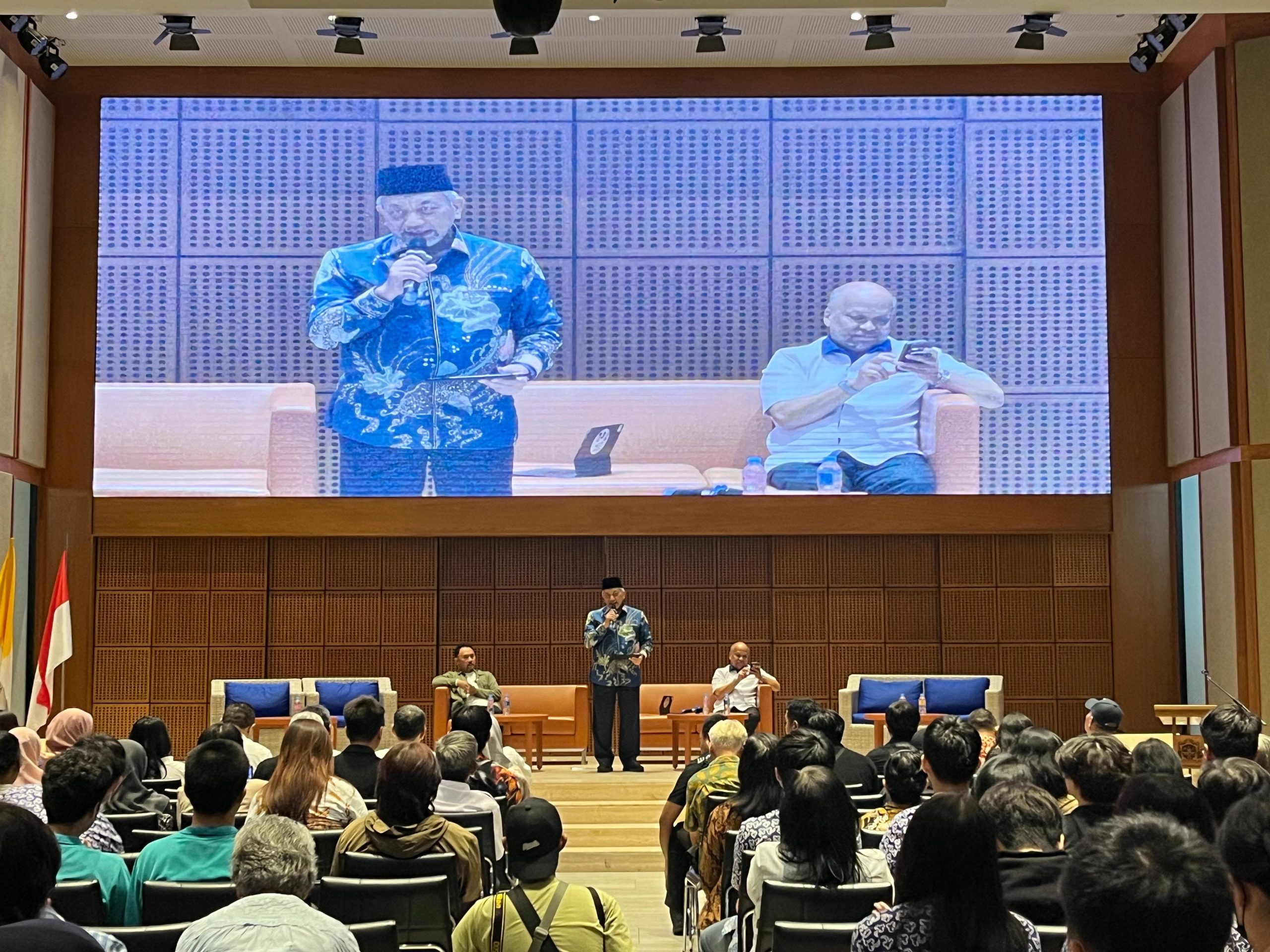 Pasangan Calon Gubernur dan Wakil Gubernur Jawa Barat nomor urut 3, Ahmad Syaikhu-Ilham Habibie (ASIH). Foto: Ist