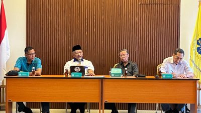 Calon Gubernur Jawa Barat Ahmad Syaikhu menampung aspirasi pengusaha. Foto: Ist
