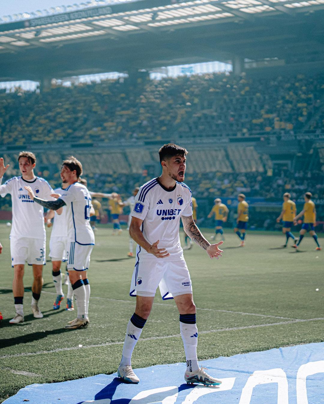 Kevin Diks ungkapkan kabar terkini terkait sumpah WNI yang bentrok dengan jadwal FC Copenhagen - Foto: kevindiks2/instagram-