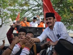 Ade Kuswara Kunang Jadi Bupati Bekasi Termuda, Usianya Baru 31 Tahun