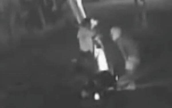 Rekaman CCTV penyiraman air keras di Bekasi Utara