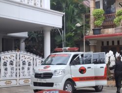 Rumah Hasto Kristiyanto di Bekasi Dikirimi Bunga Anggrek, Penjagaan Diperketat