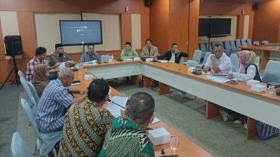 Warga Babelan Kota beraudensi dengan DPRD Kabupaten Bekasi terkait sengketa lahan
