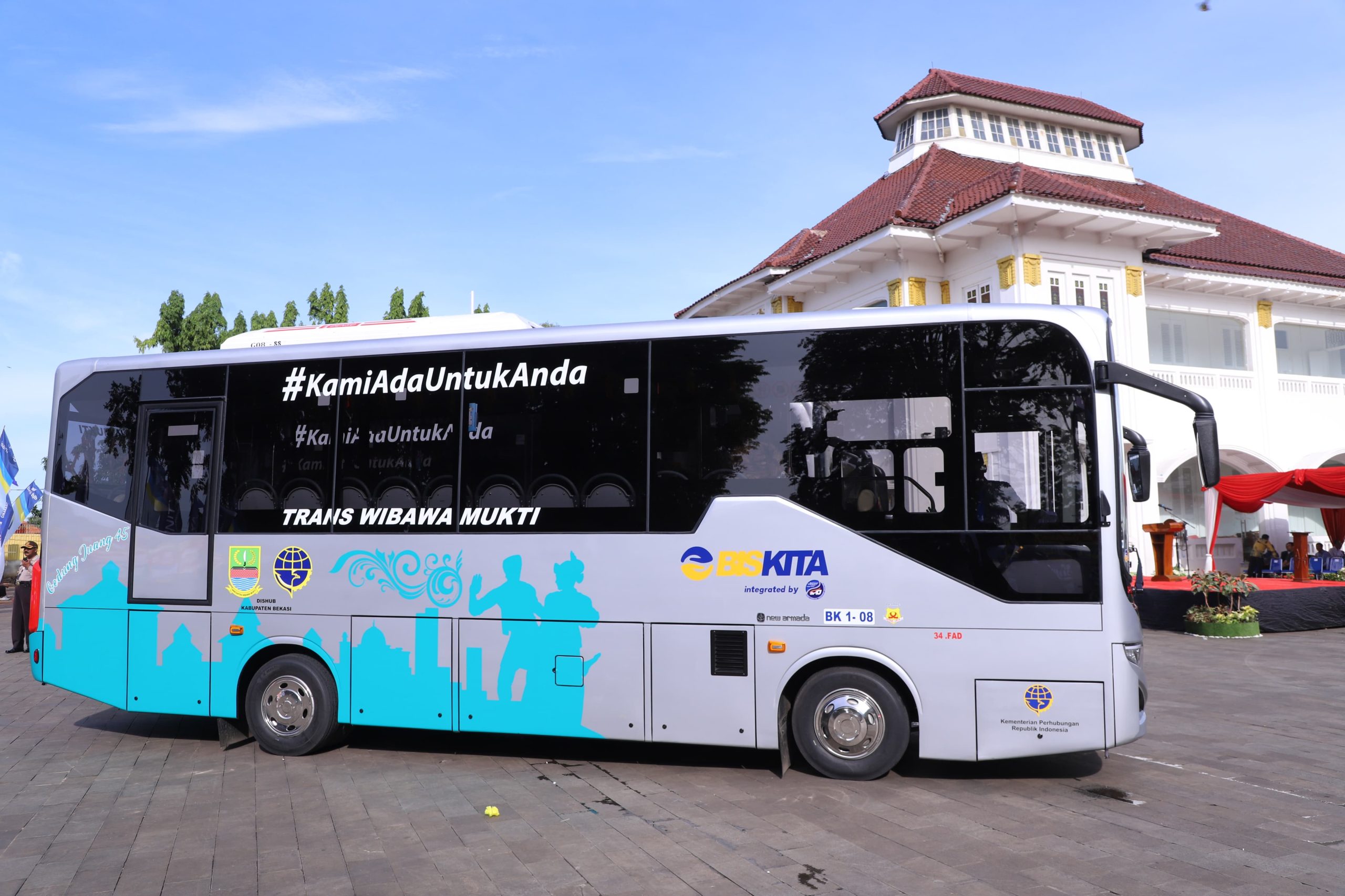 BisKita Trans Wibawa Mukti mengaspal di Kabupaten Bekasi.