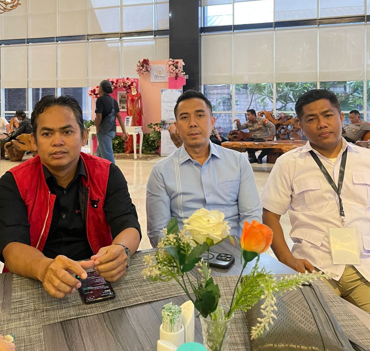 Saksi Tim Tri Adhianto-Harris Bobihoe apresiasi kinerja penyelenggara Pilkada Kota Bekasi 2024. Foto: Ist