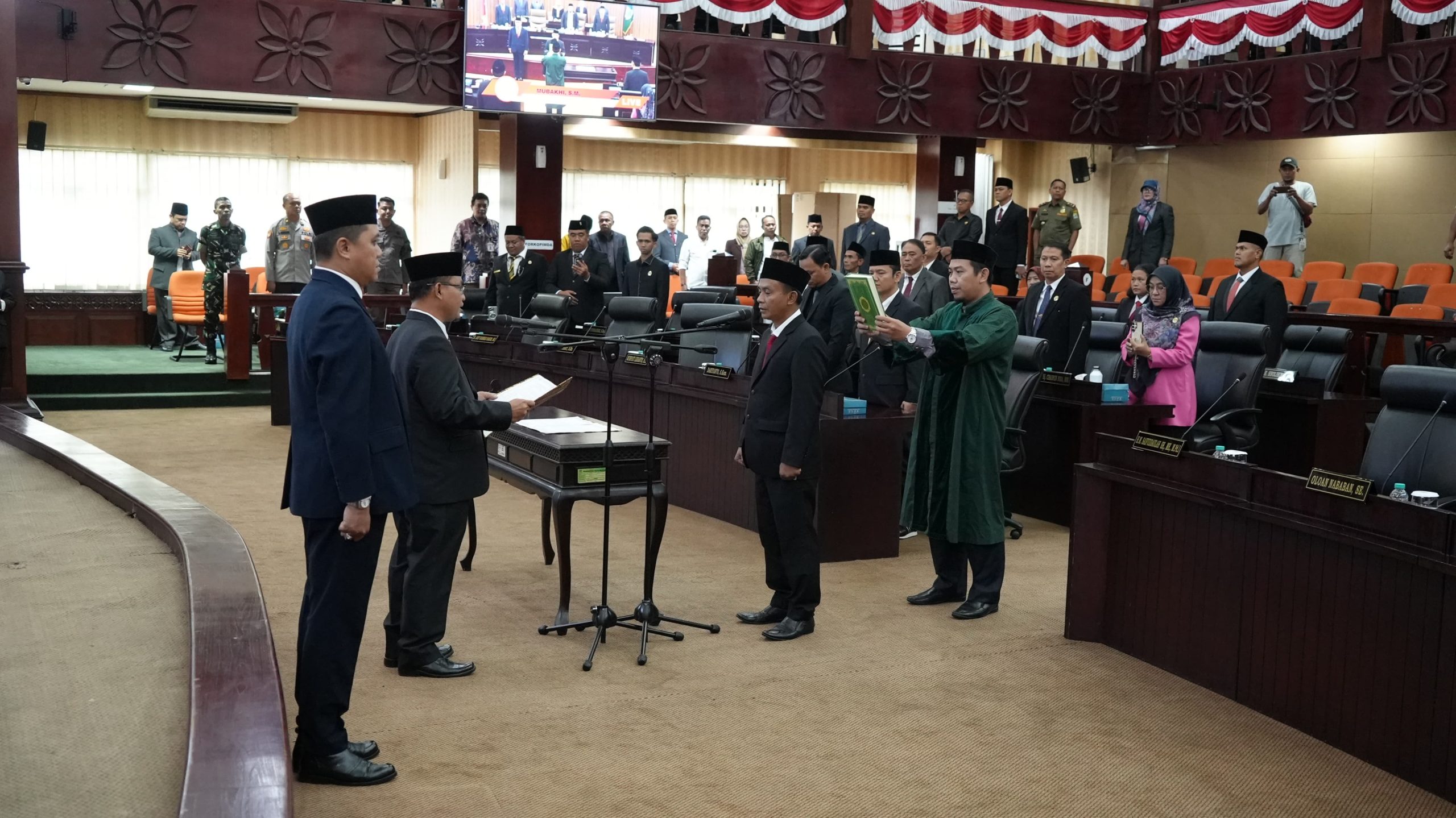Mubakhi resmi menjadi Anggota DPRD Kota Bekasi periode 2024-2029 menggantikan Sholhin.
