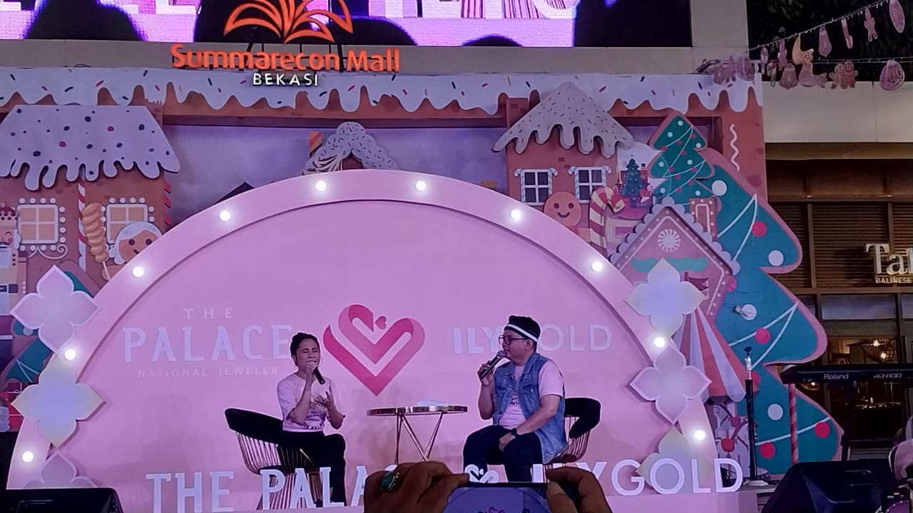 The Palace Jeweler Gelar Acara "Dazzle Your Day with Prilly Latuconsina" di Summarecon Mall Bekasi