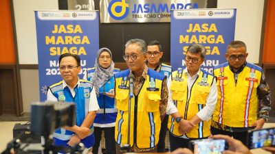 Menteri Pekerjaan Umum (PU) Dody Hanggodo meninjau langsung Jasa Marga Tollroad Command Center (JMTC) di Bekasi.