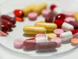 PAFI Ingatkan Risiko Konsumsi Obat yang Sudah Terbuka