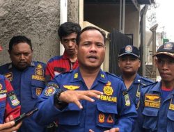 Evakuasi Korban Ambruknya Beton Penyangga Tower di Bekasi Gunakan Crane, Warga Mengungsi