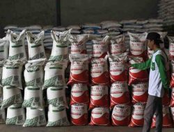 Kebutuhan Pupuk Bersubsidi di Kabupaten Bekasi Dipastikan Tercukupi untuk 2025