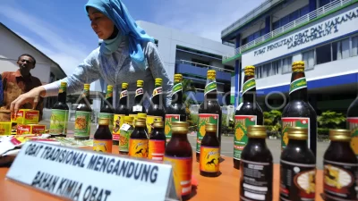 Ilustrasi pemusnahan obat kimia