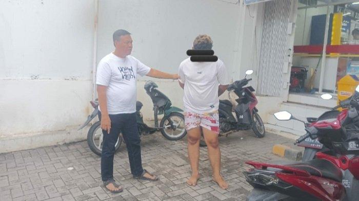 Polisi menangkap seorang pelaku pencurian sepeda motor berinisial A (25) yang beraksi di halaman parkir minimarket Mekarsari Timur RT 01 RW 02, Desa Mekarsari, Kecamatan Tambun Selatan, Kabupaten Bekasi.