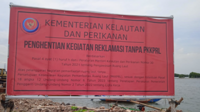 KKP Segel Pagar Laut di Tarumajaya Bekasi Akibat Pelanggaran Reklamasi